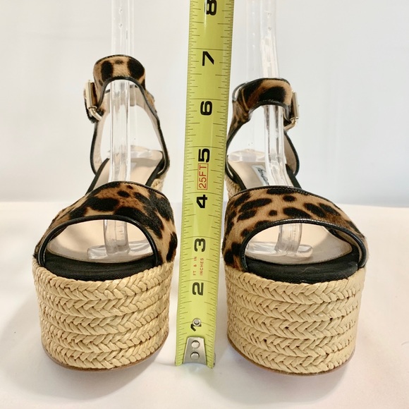 Brian Atwood   Sandals NEW. - Picture 8 of 16